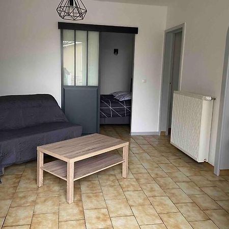 Appartement Chaleureux Au Coeur D Un Village Classe Villebois-Lavalette Exterior foto
